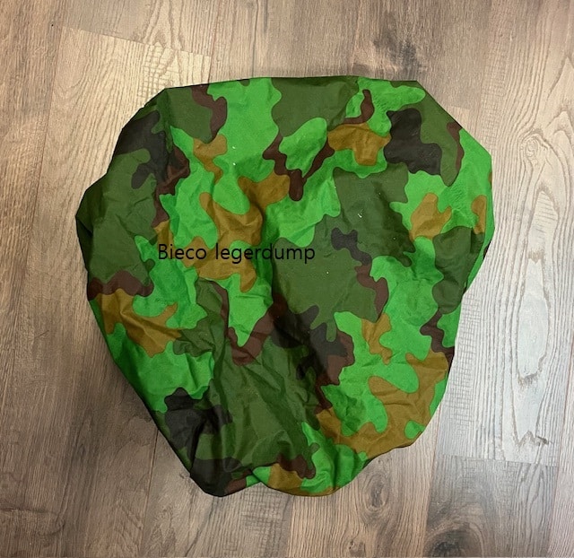 Regenhoes Cover Jungle